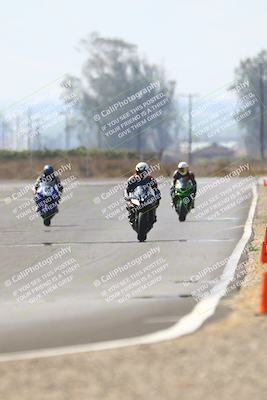 media/Sep-20-2025-TrackDaz (Sat) [[27f0cde673]]/B Group/220pm (Turn 9)/